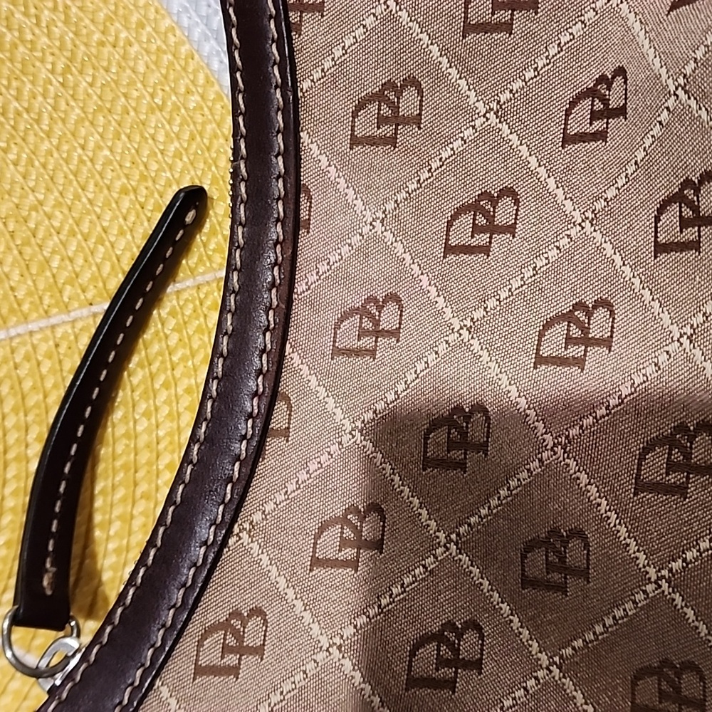 Dooney & Bourke Medium Satchel - Picture 5 of 6